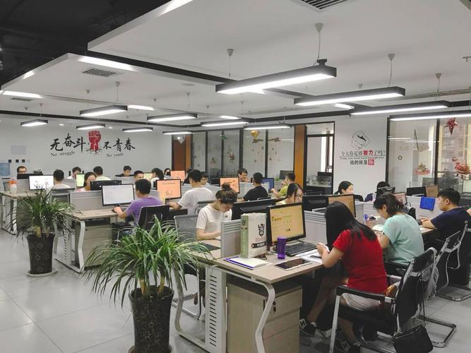 法定代表人蒋鹏,公司经营范围包括:计算机系统集成;网络工程的设计